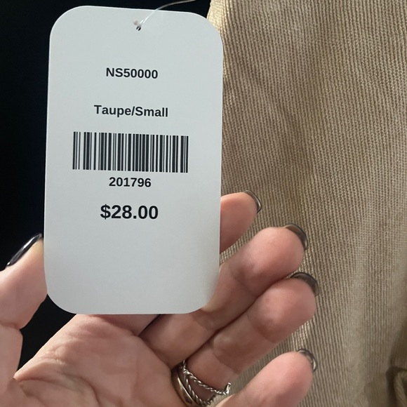 NWT corduroy ruffle skirt - Picture 2 of 6